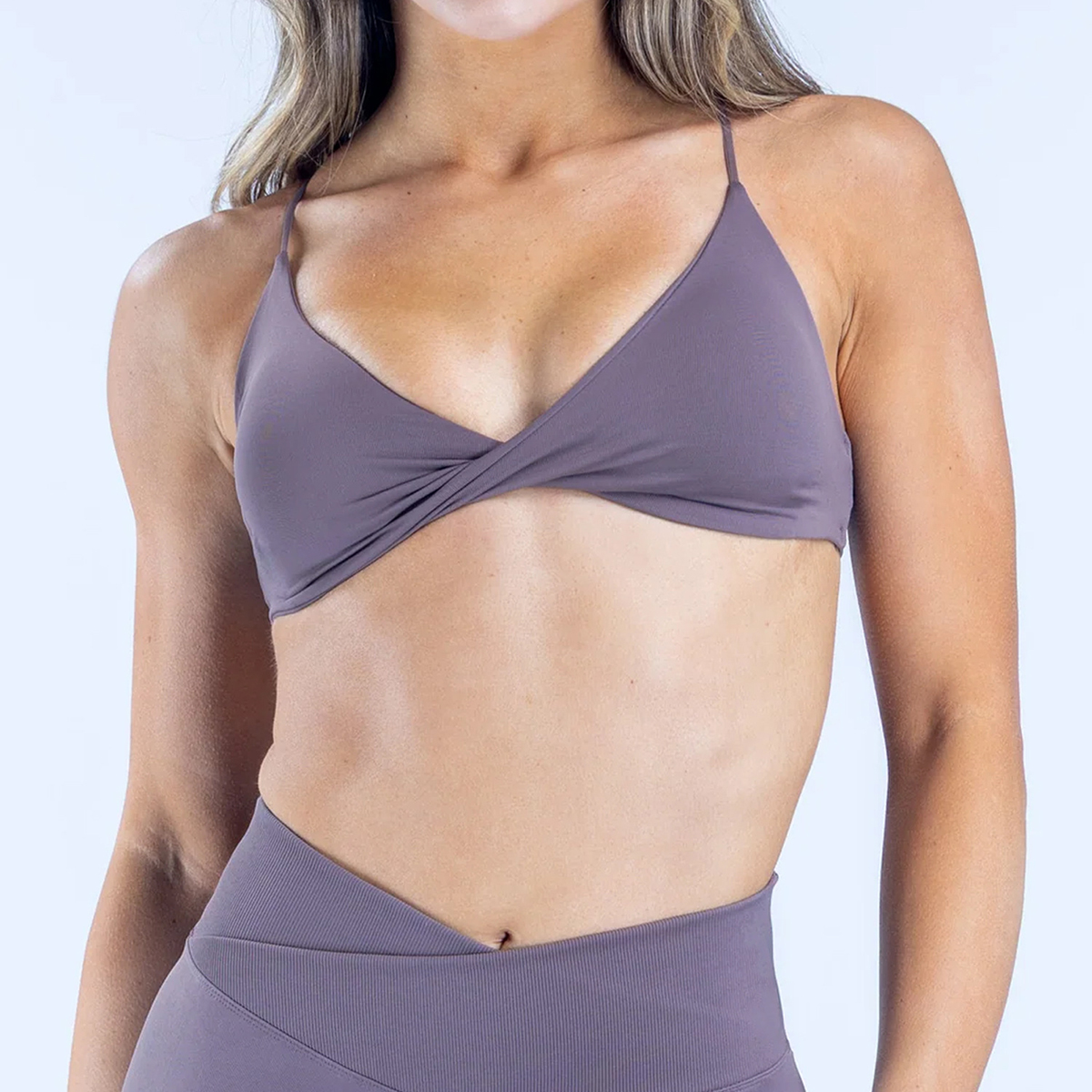 Vision Twist Front Sports Bra  - Quick Dry Underwear บทวิจารณ์และราคา